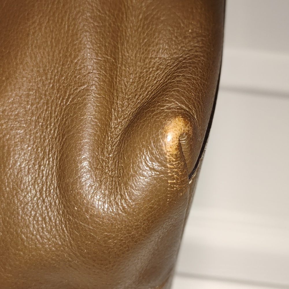 Brown Dooney and Bourke Dillen Pocket Sac Brown Leather Bag - Picture 3 of 15